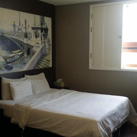 Rampart Hotel Кванмён Экстерьер фото